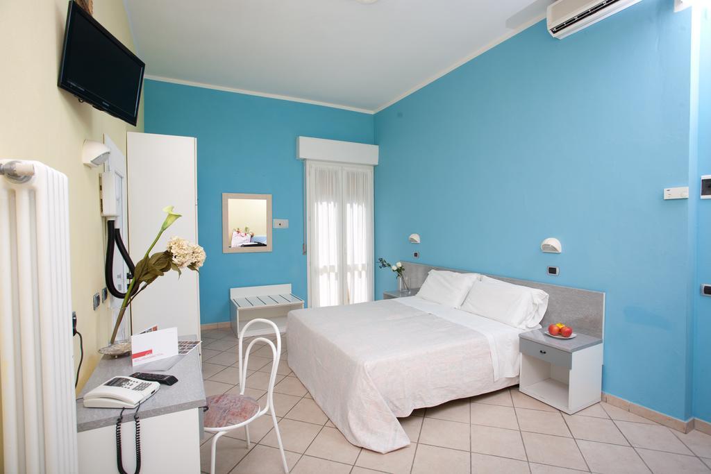 Hotel Residence Elisabetta Cesenatico Exterior foto