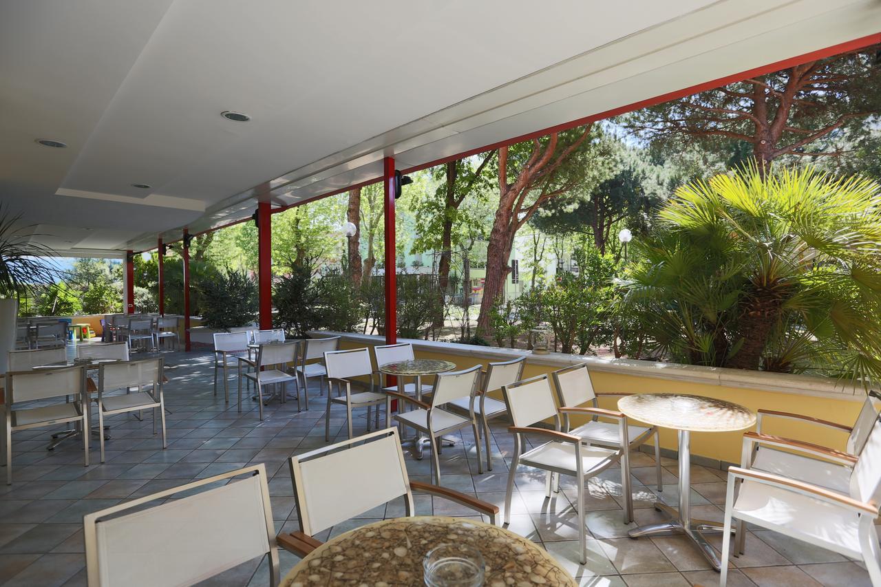 Hotel Residence Elisabetta Cesenatico Exterior foto